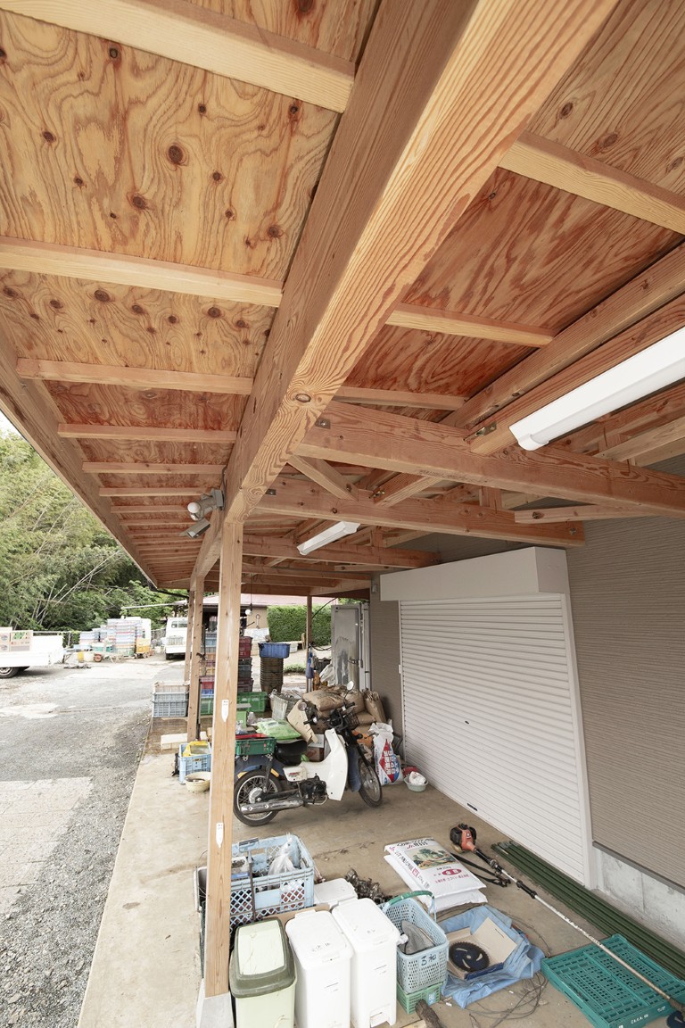 秦野市新築倉庫